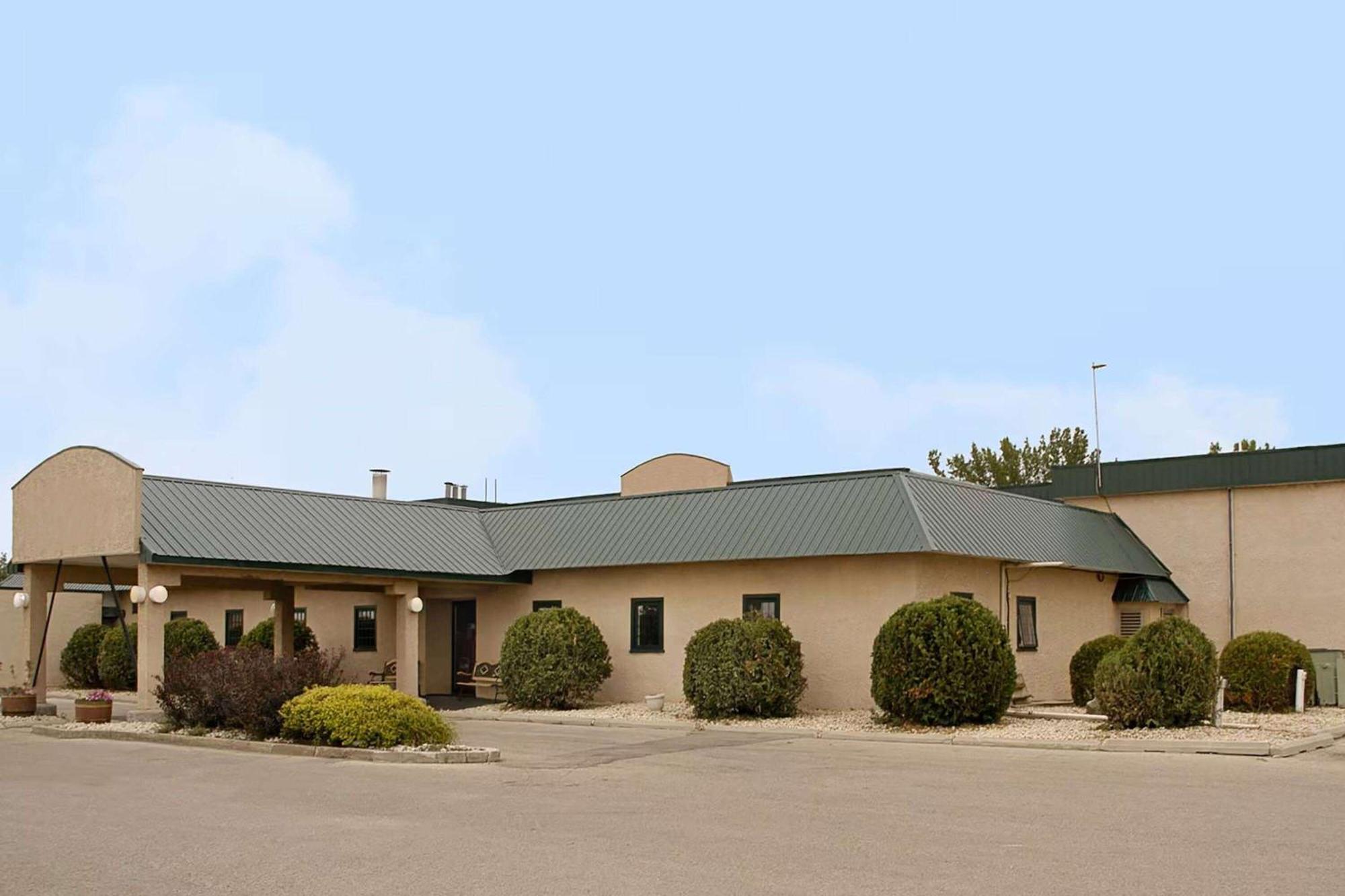 Howard Johnson By Wyndham Portage La Prairie Luaran gambar