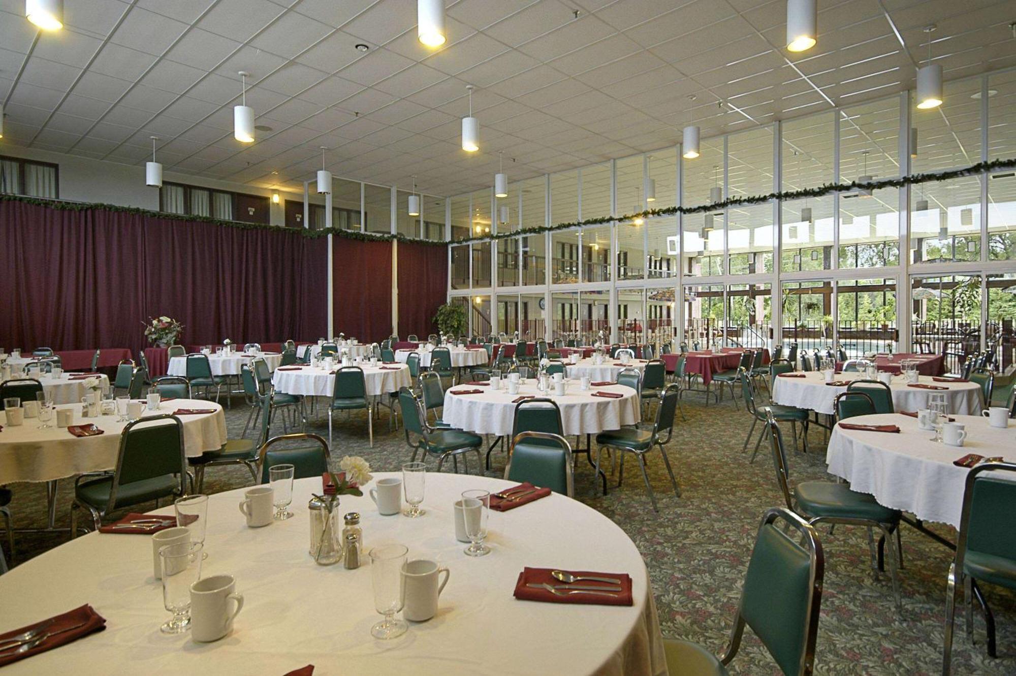Howard Johnson By Wyndham Portage La Prairie Luaran gambar