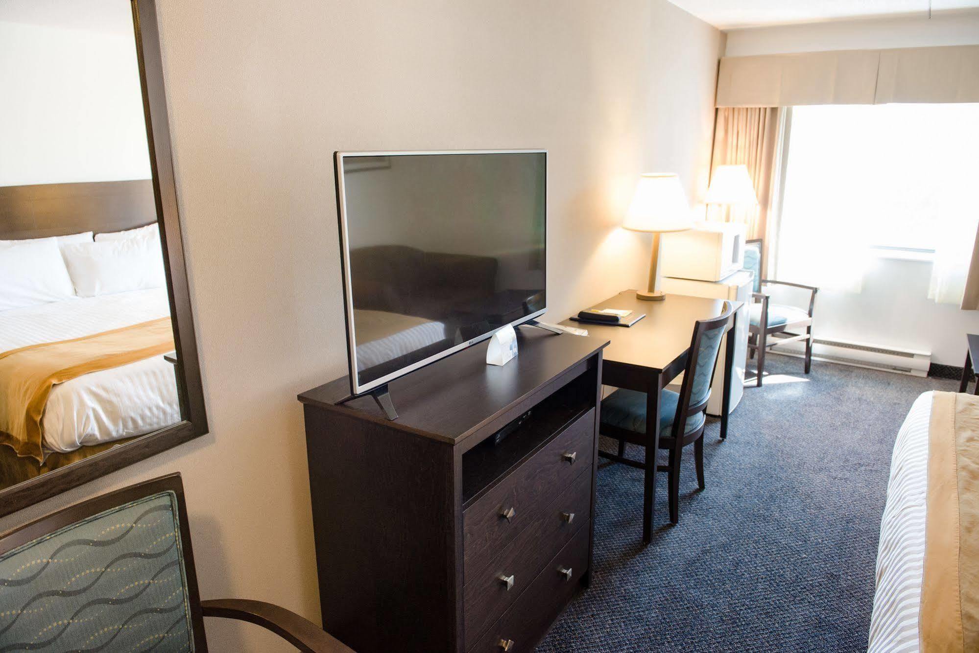 Howard Johnson By Wyndham Portage La Prairie Luaran gambar
